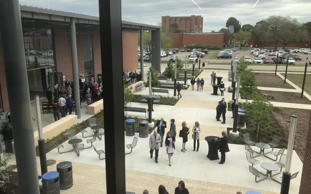 Lamar University Opens Science & Technology Building